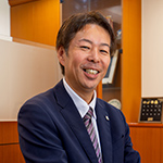甲斐　眞之介